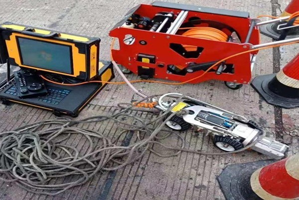 畜禽良种场CCTV管道检测机器人