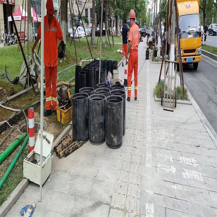 畜禽良种场管道短管置换修复